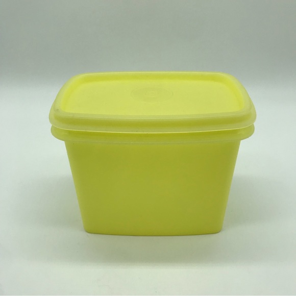 Vintage Retro Yellow Tupperware Storage Container Kitchen With Lid - Picture 6 of 11